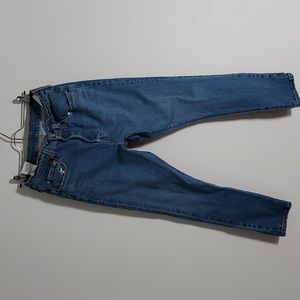 Womens Levi's 501 skinny 28 x 28 medium wash